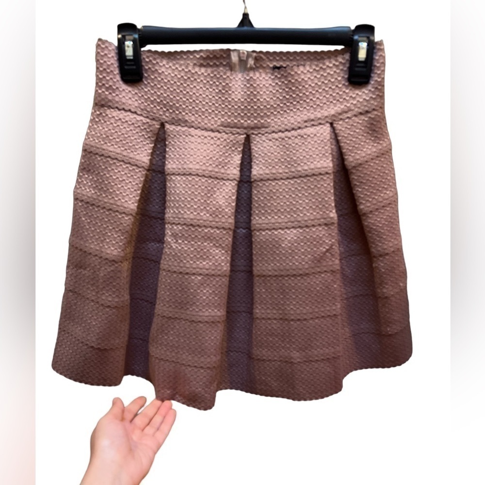 Honey Punch Mauve purple A line skater skirt size Large pleated scalloped style - Picture 1 of 9